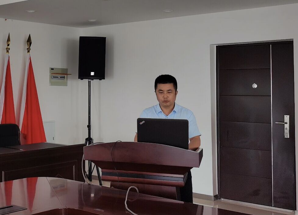 9.21清风交投党课3.jpg 9.21清风交投党课3.jpg