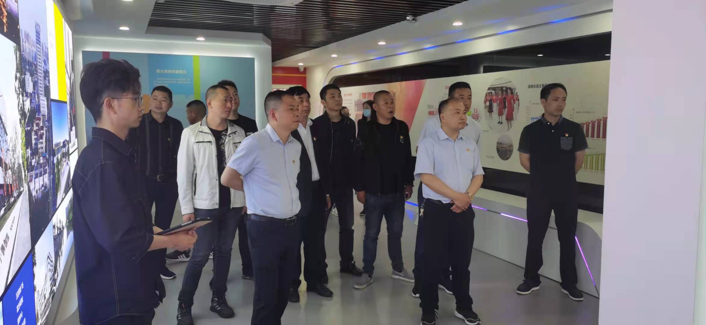 9e444a0319e4f2bbb25c11450a43e09.jpg 9e444a0319e4f2bbb25c11450a43e09.jpg