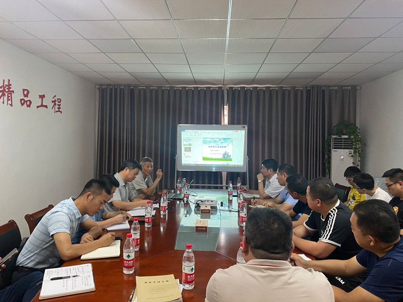 培训现场.jpg 培训现场.jpg