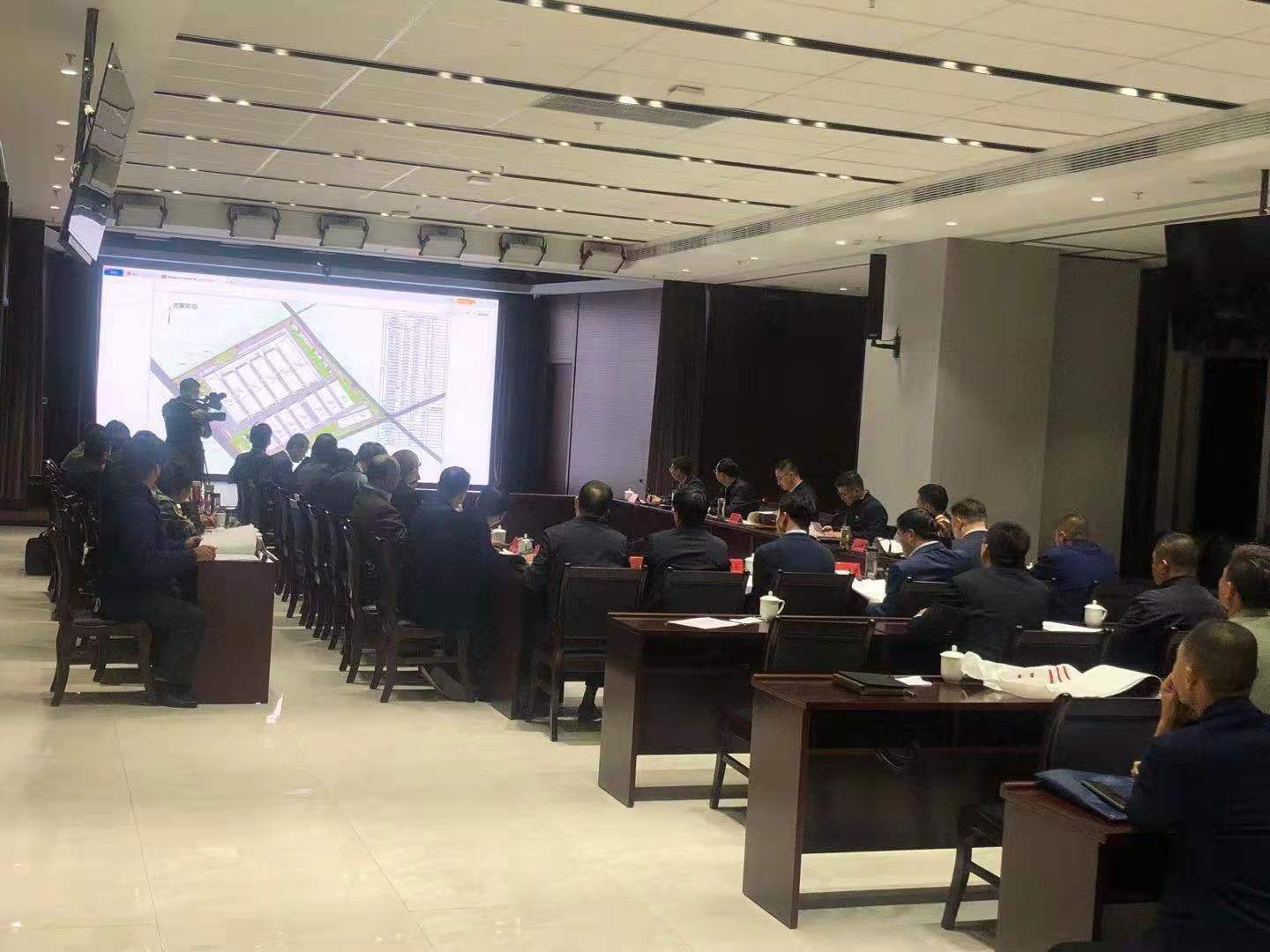 0000000.jpg 0000000.jpg