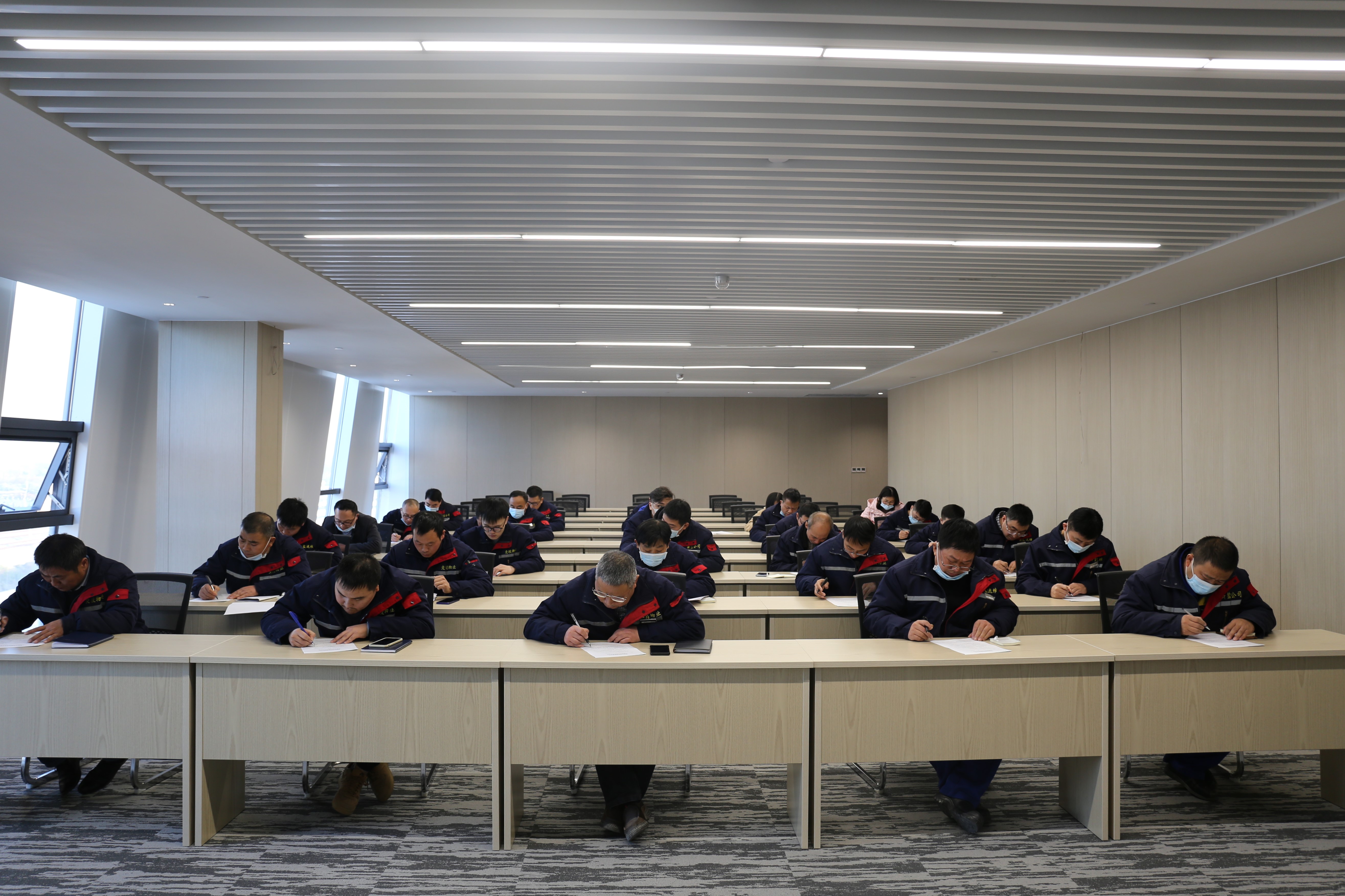 微信图片_202111261033032.jpg 微信图片_202111261033032.jpg