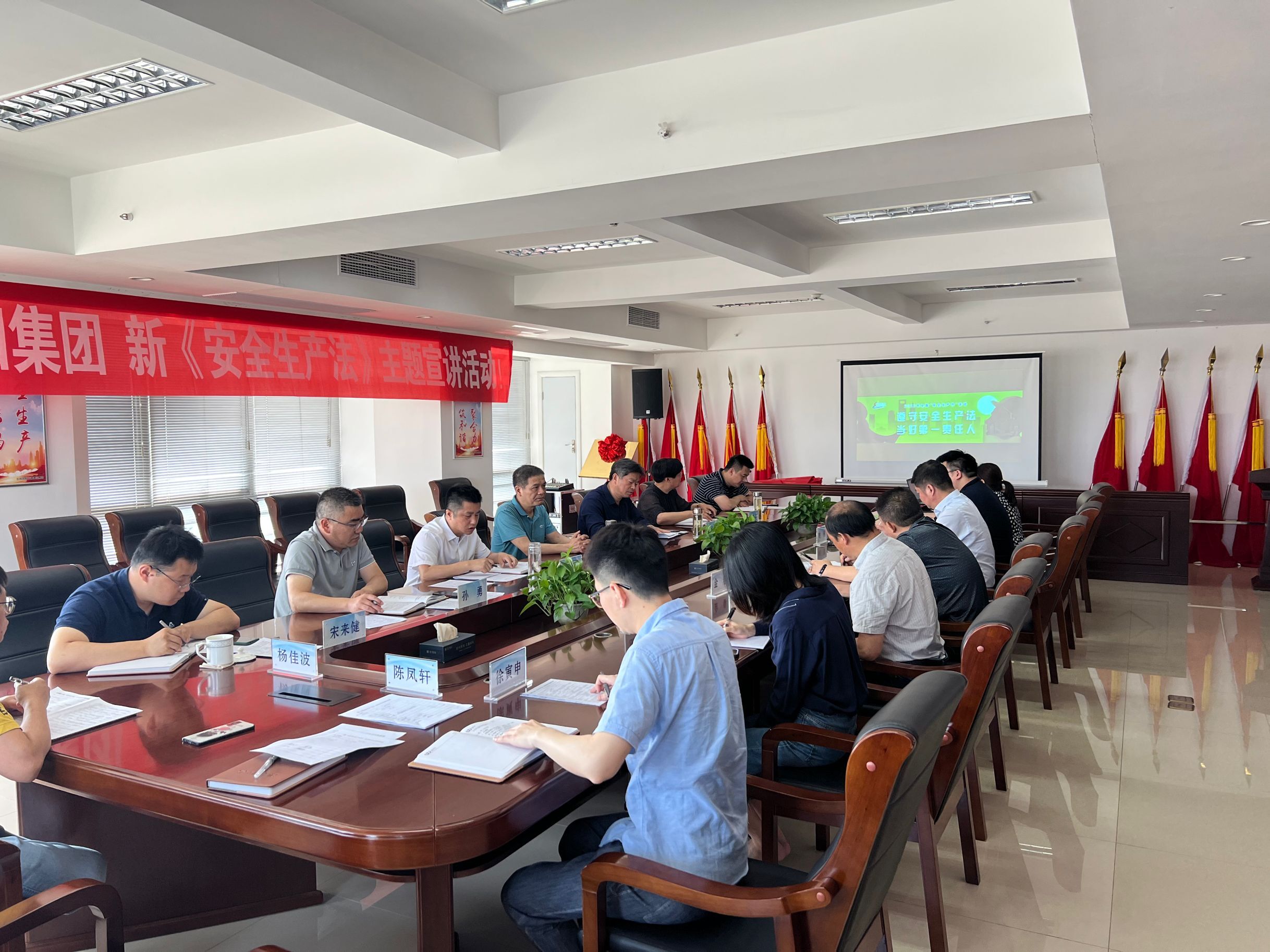 QQ图片20220615154354.jpg QQ图片20220615154354.jpg