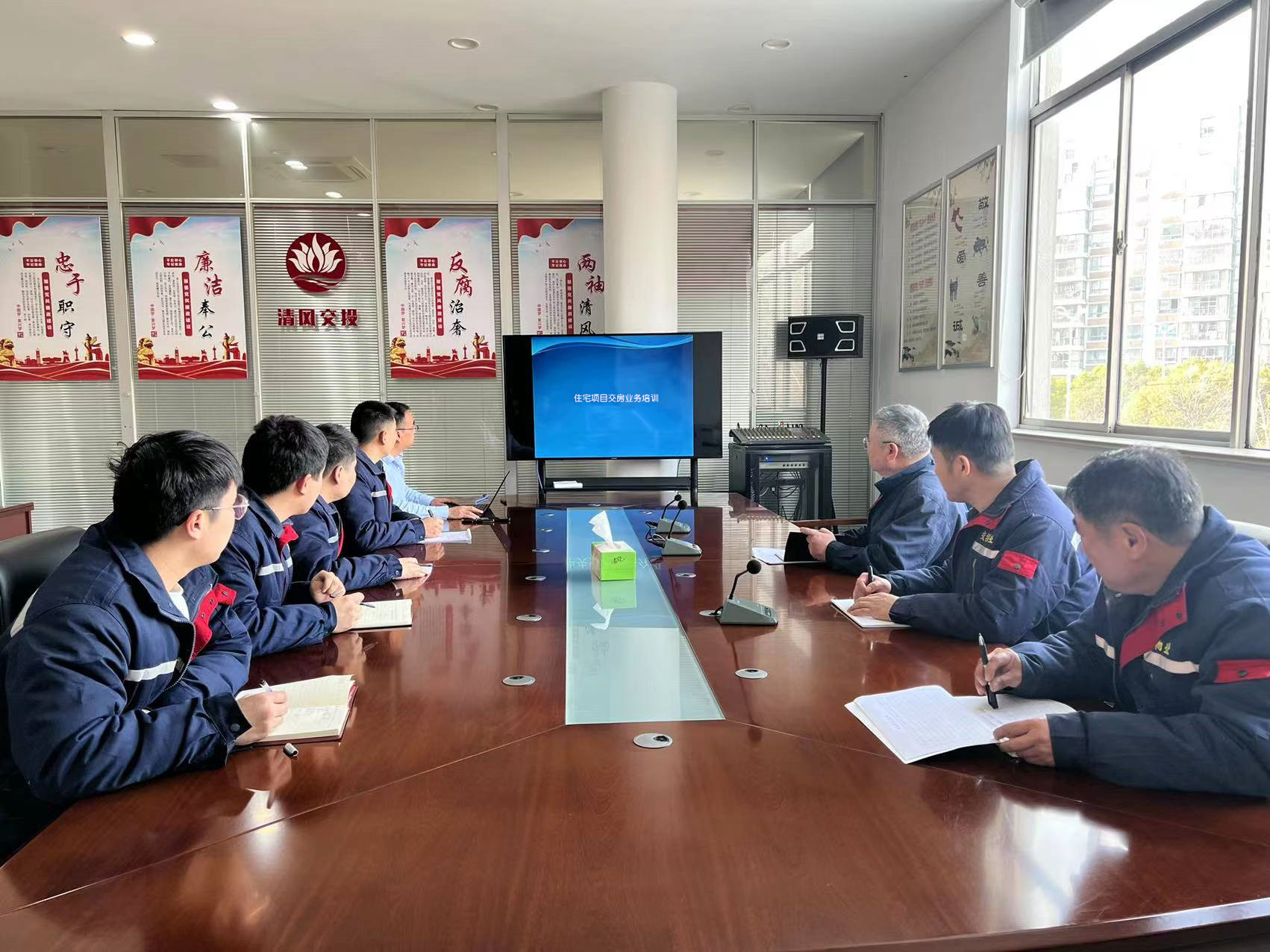 微信图片_20230309173703.jpg 微信图片_20230309173703.jpg