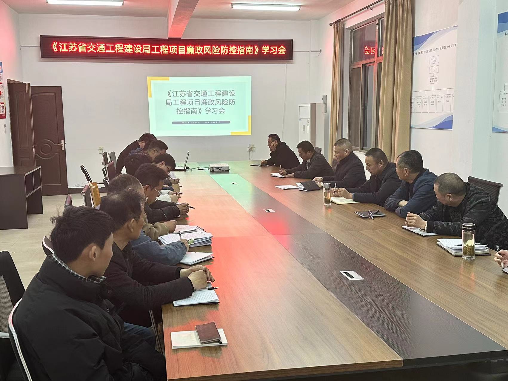 22470b6eb8061df8e269afcbaff773f.jpg 22470b6eb8061df8e269afcbaff773f.jpg