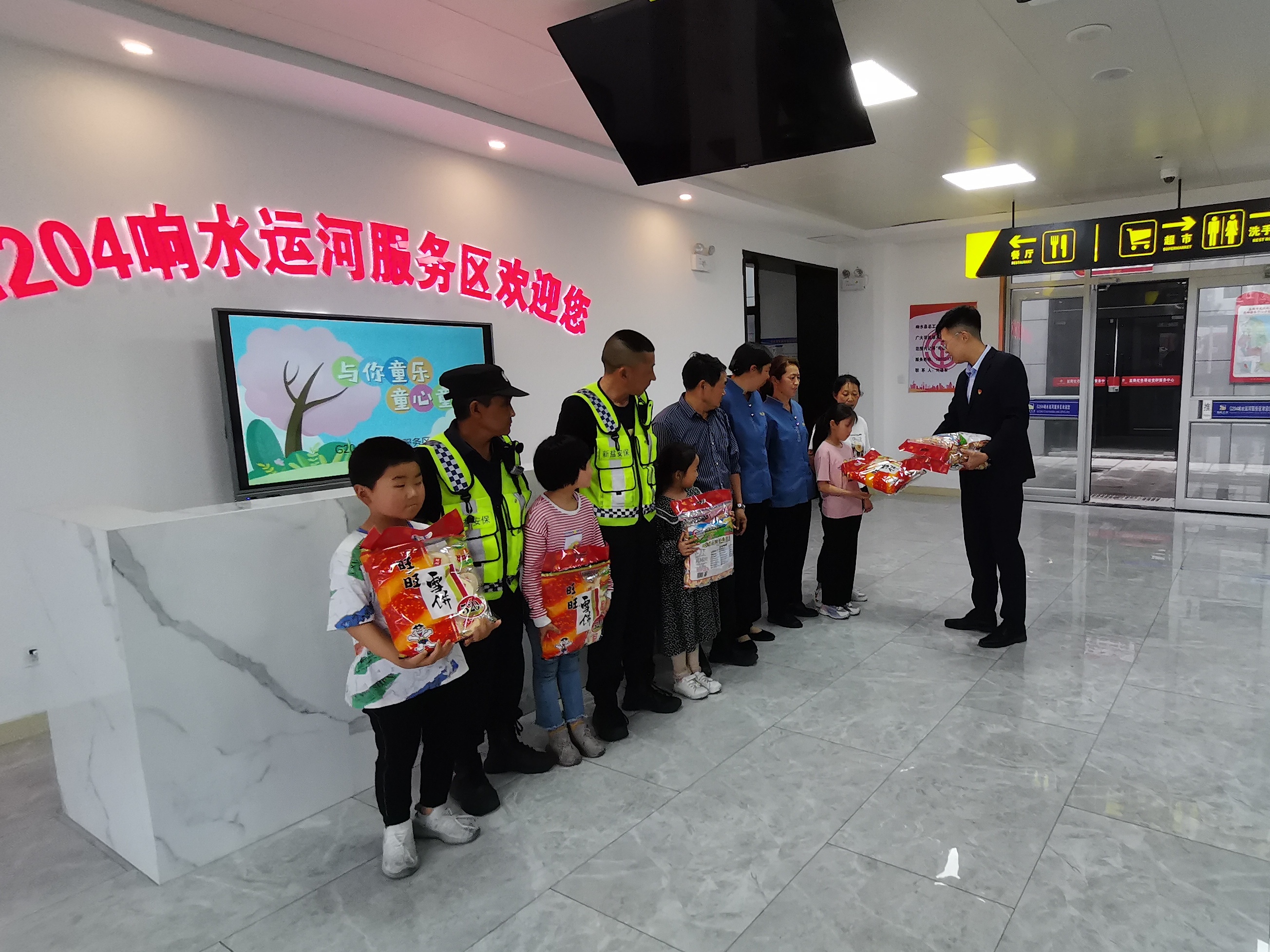 f05af6ffa1d2ee2eee4c69619fbdb23.jpg f05af6ffa1d2ee2eee4c69619fbdb23.jpg