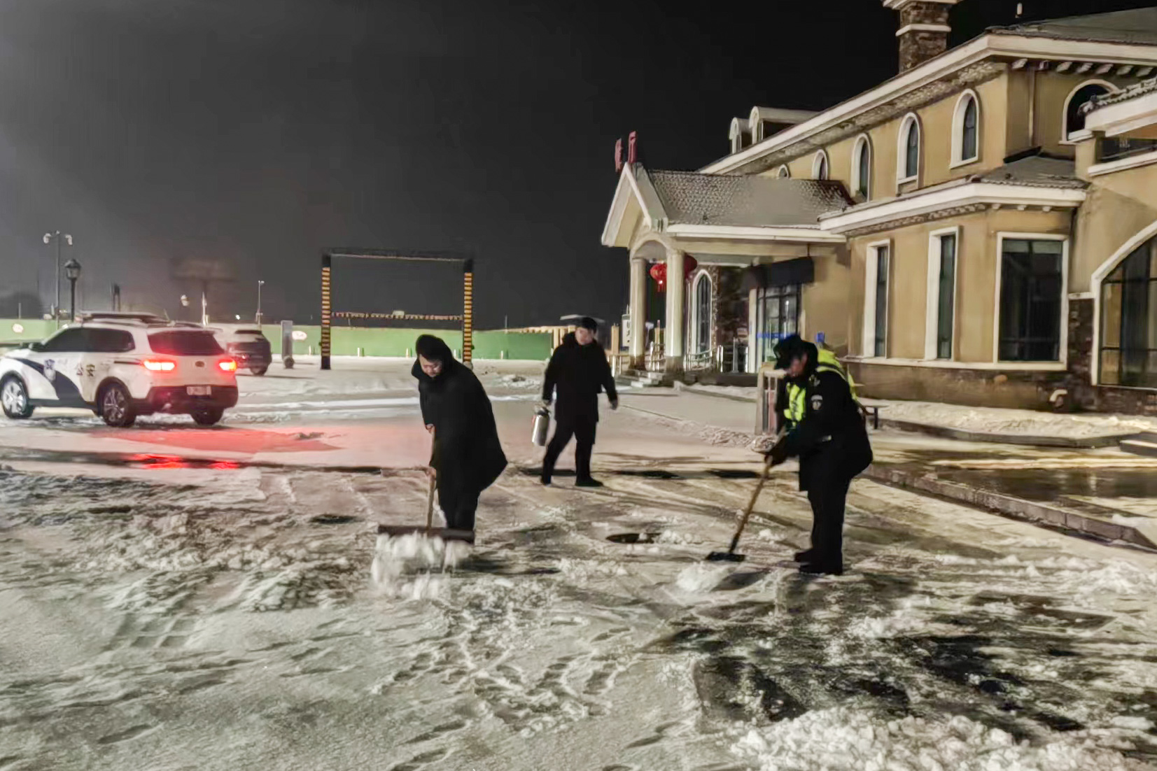 公路服务公司-8.jpg 公路服务公司-8.jpg