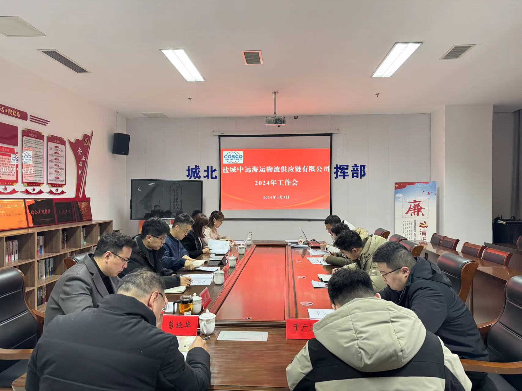 738eada57a3e5f0b5dc864ff7316865.jpg 738eada57a3e5f0b5dc864ff7316865.jpg