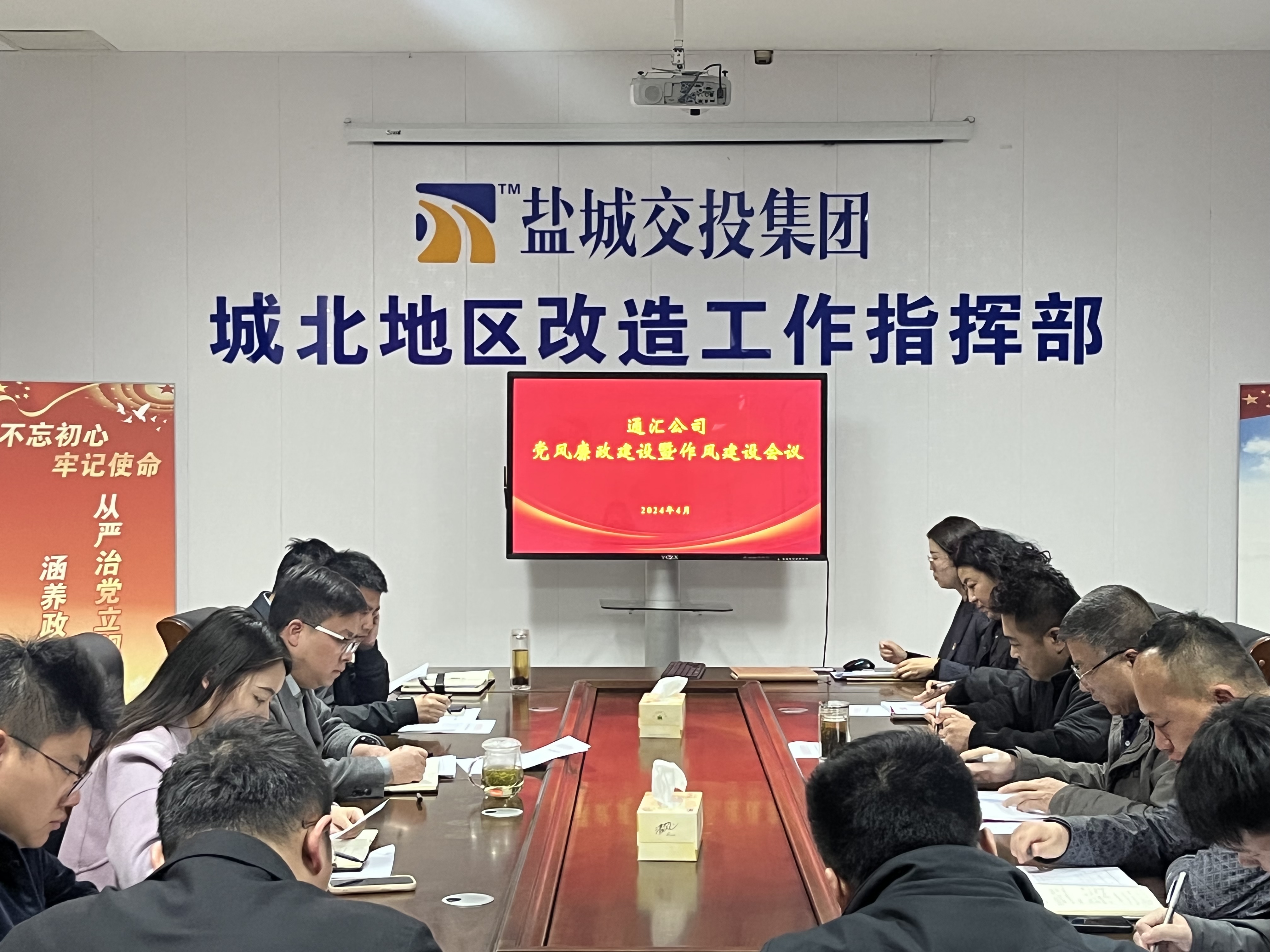 b76142e09bfa6c6a3166a615a75f58b.jpg b76142e09bfa6c6a3166a615a75f58b.jpg