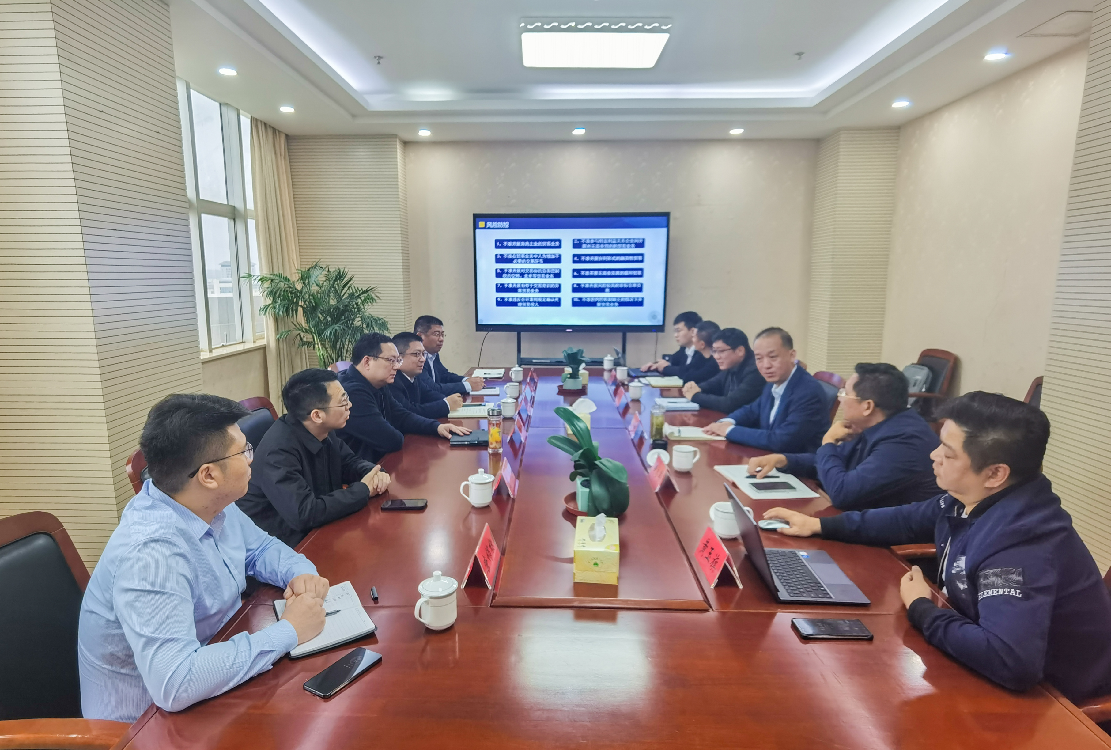 916b4617188cdc5471979d1683724fd.jpg 916b4617188cdc5471979d1683724fd.jpg