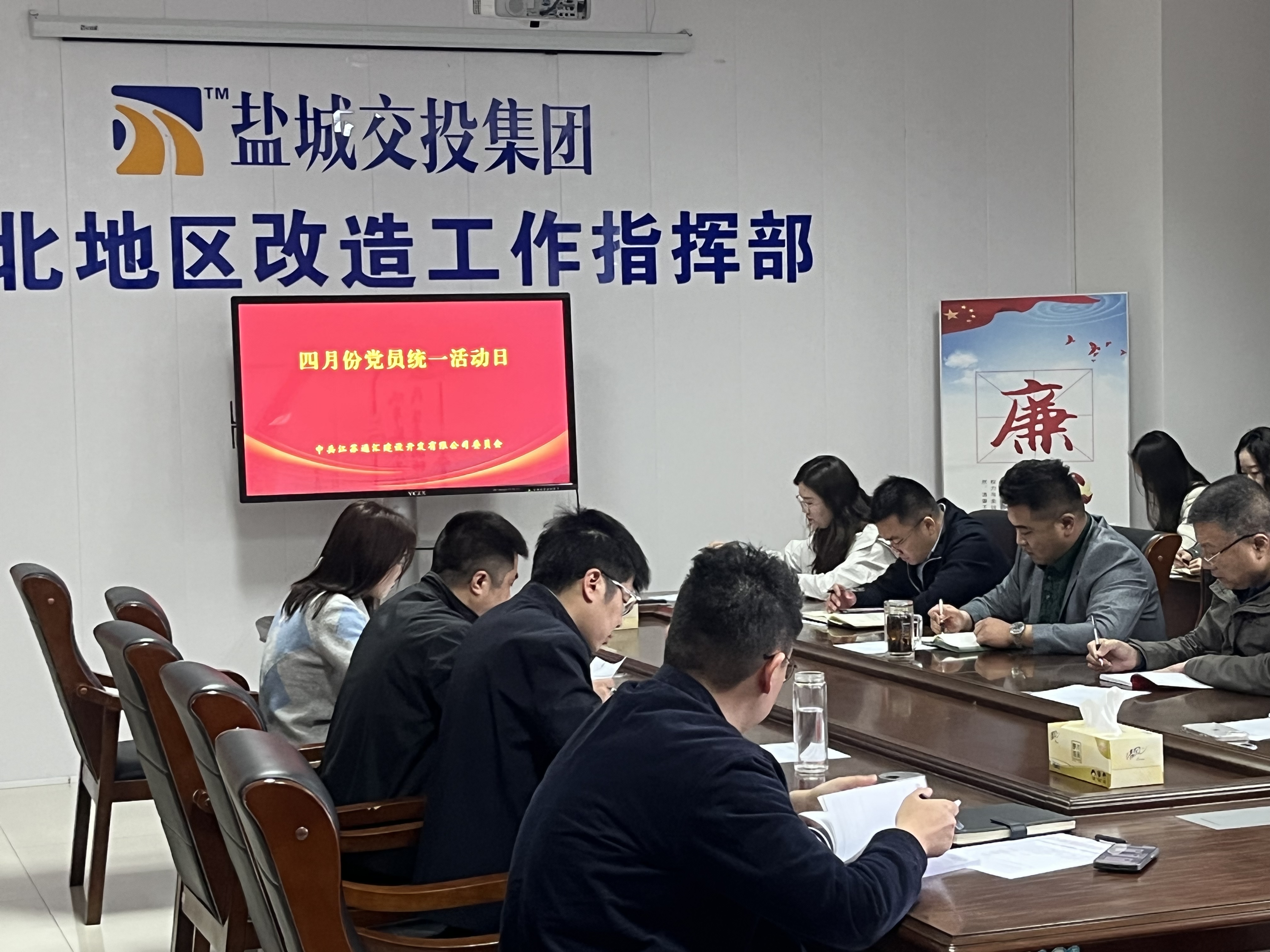 0f717c5ff97f33f955eae4730077517.jpg 0f717c5ff97f33f955eae4730077517.jpg