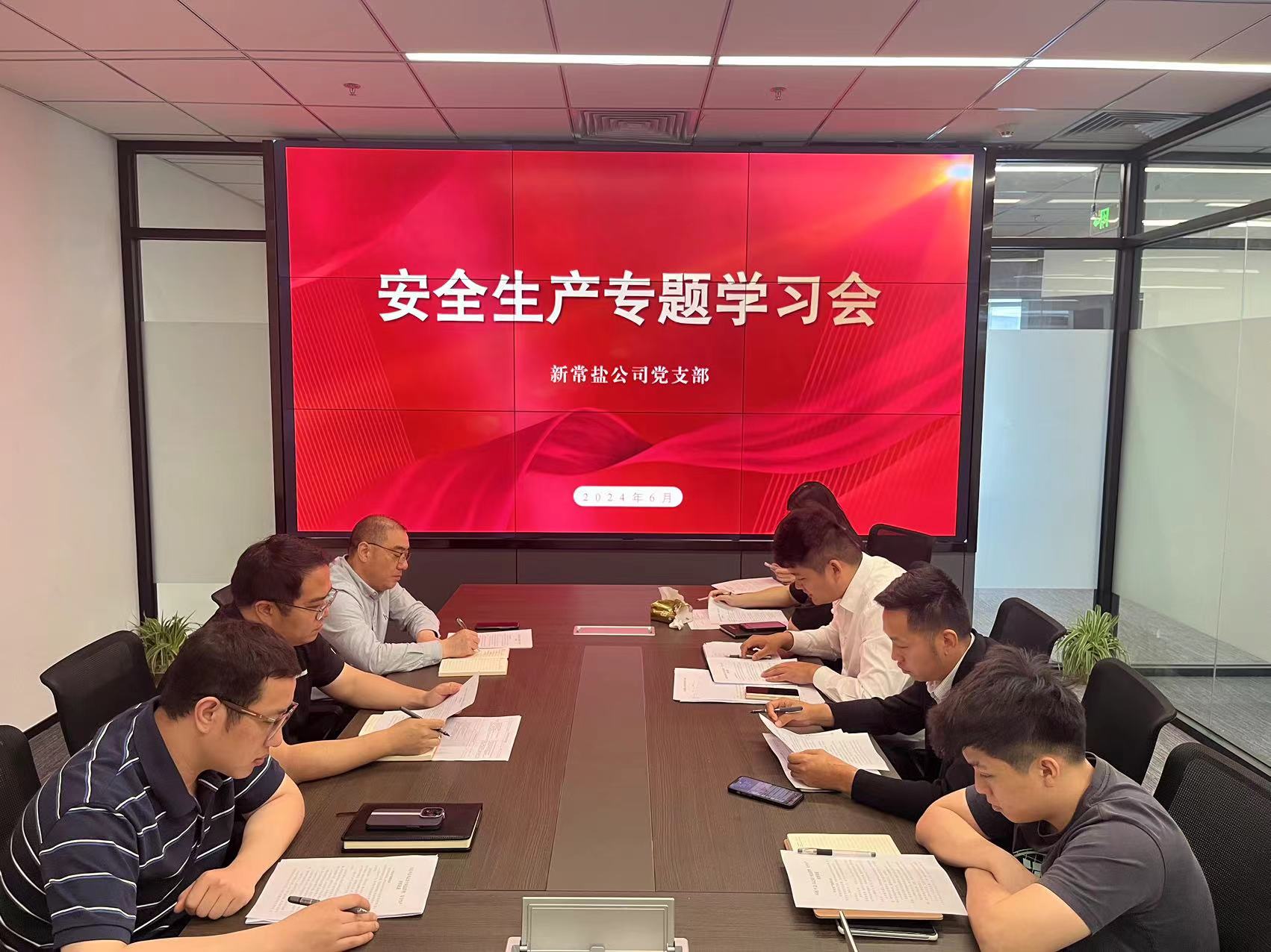 28c2af3e39a4e30717459fb393ae60e.jpg 28c2af3e39a4e30717459fb393ae60e.jpg