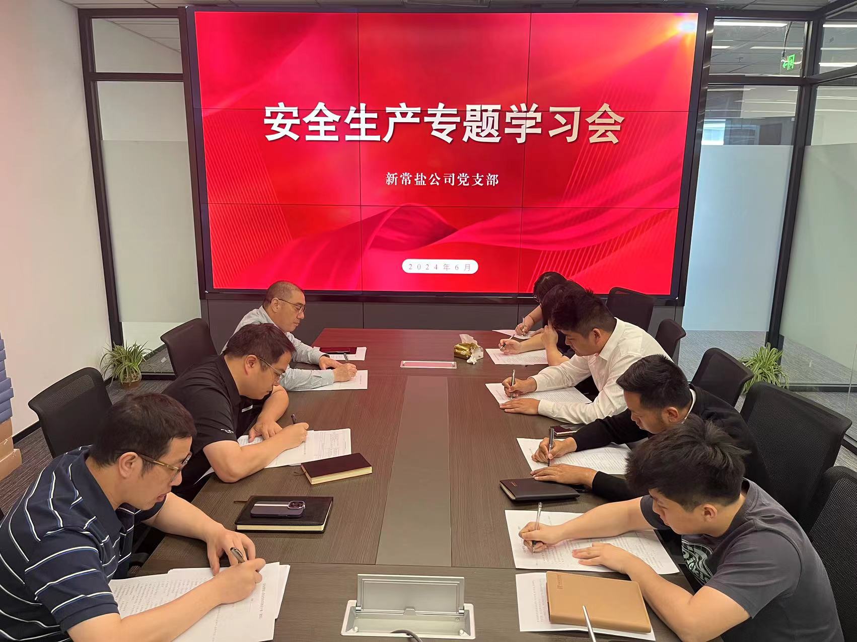 ac7216bbe0976b9898ec4606e41c7bf.jpg ac7216bbe0976b9898ec4606e41c7bf.jpg