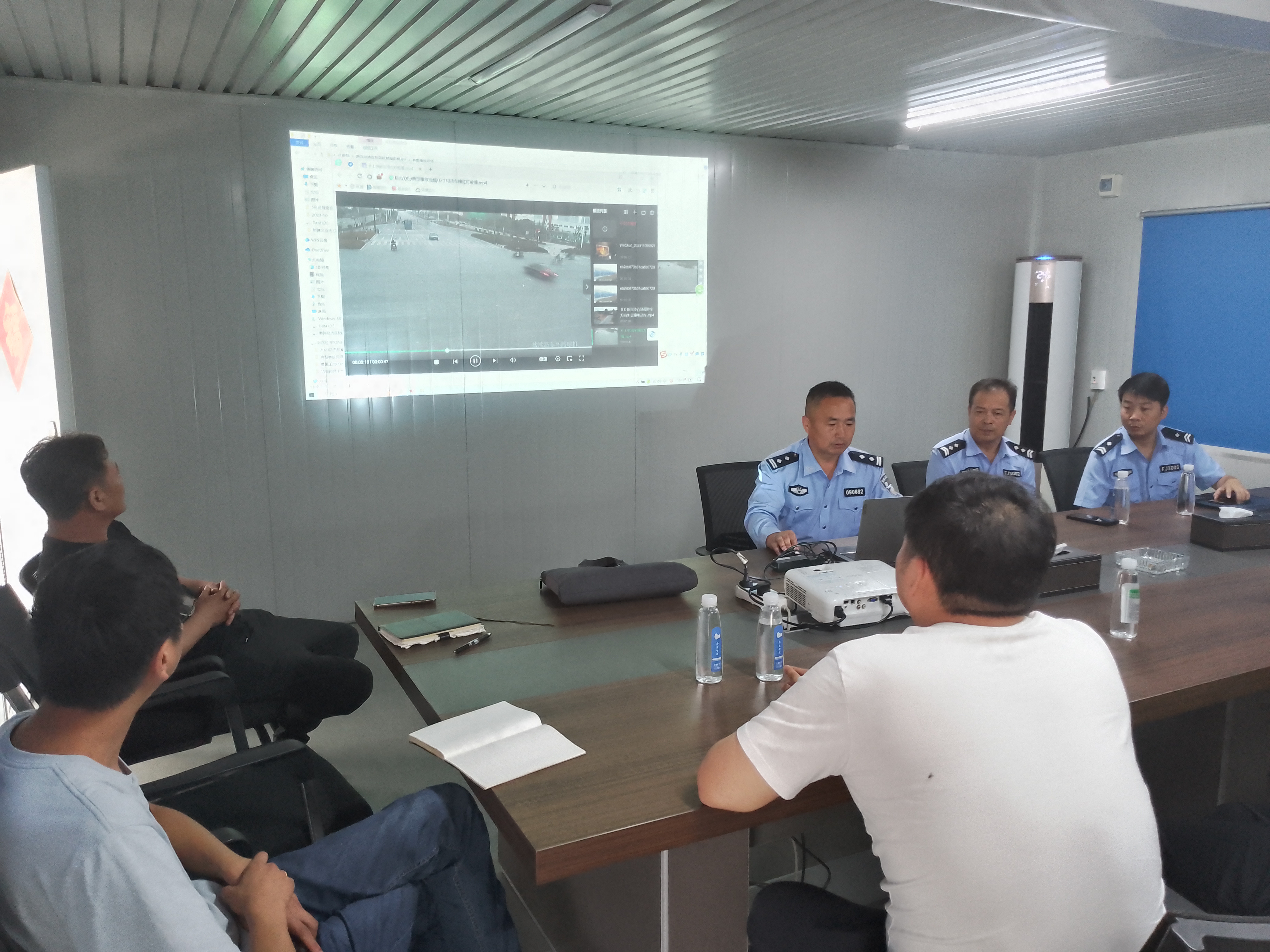 交通培训 (1).jpg 交通培训 (1).jpg