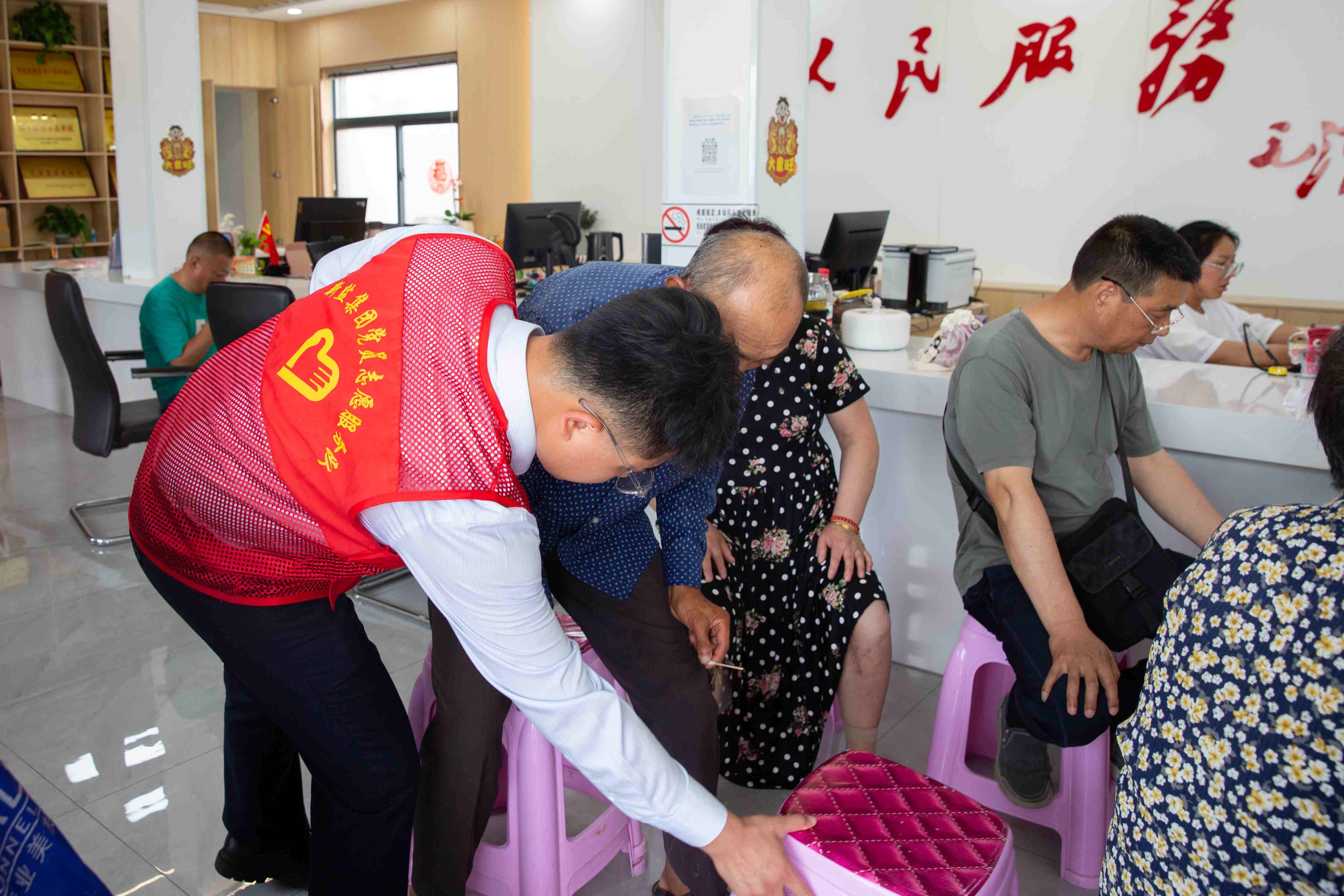 2_副本.jpg 2_副本.jpg