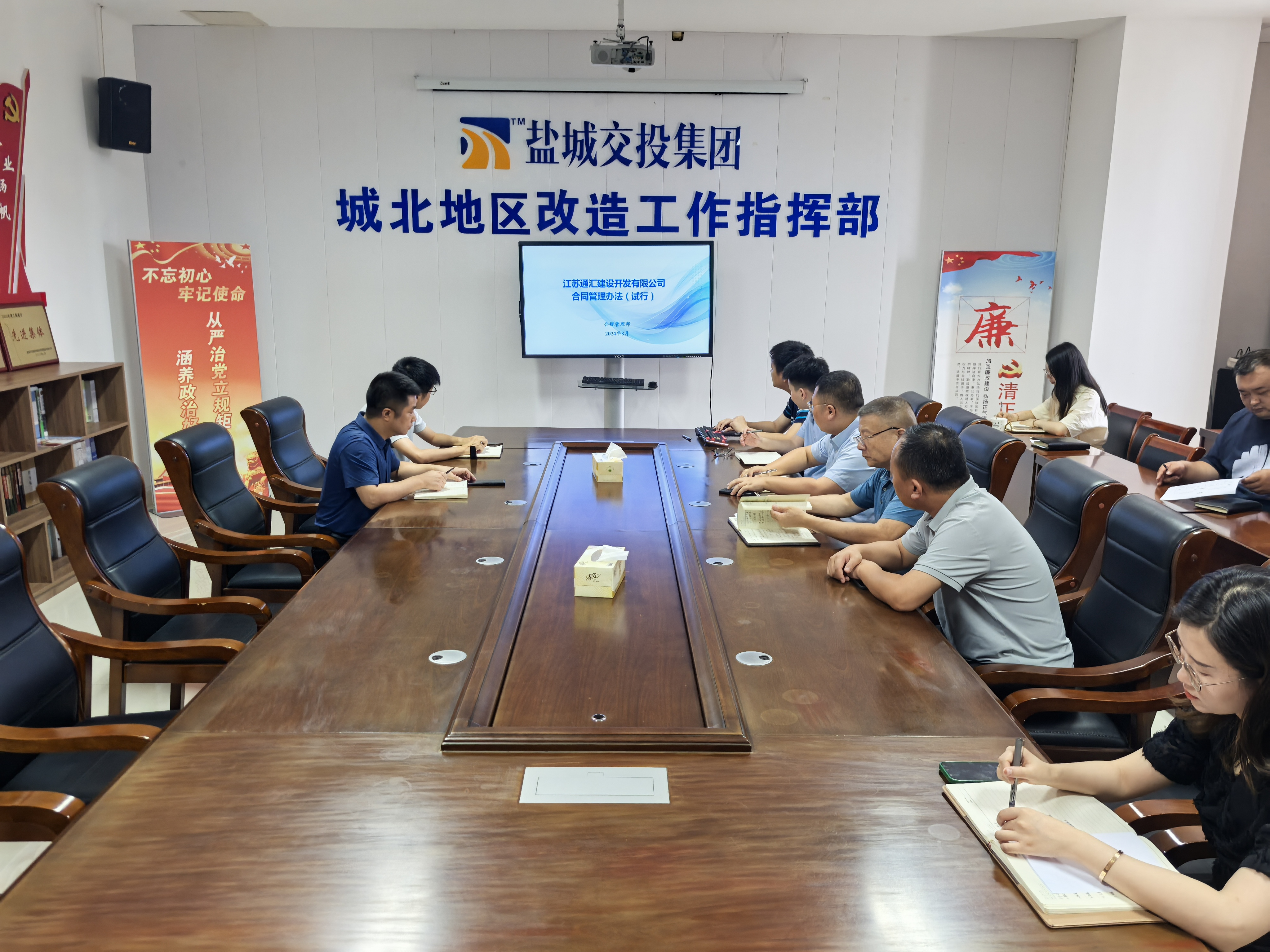 284213f9f5f1b1a73ddab7a9e68f7d1.jpg 284213f9f5f1b1a73ddab7a9e68f7d1.jpg