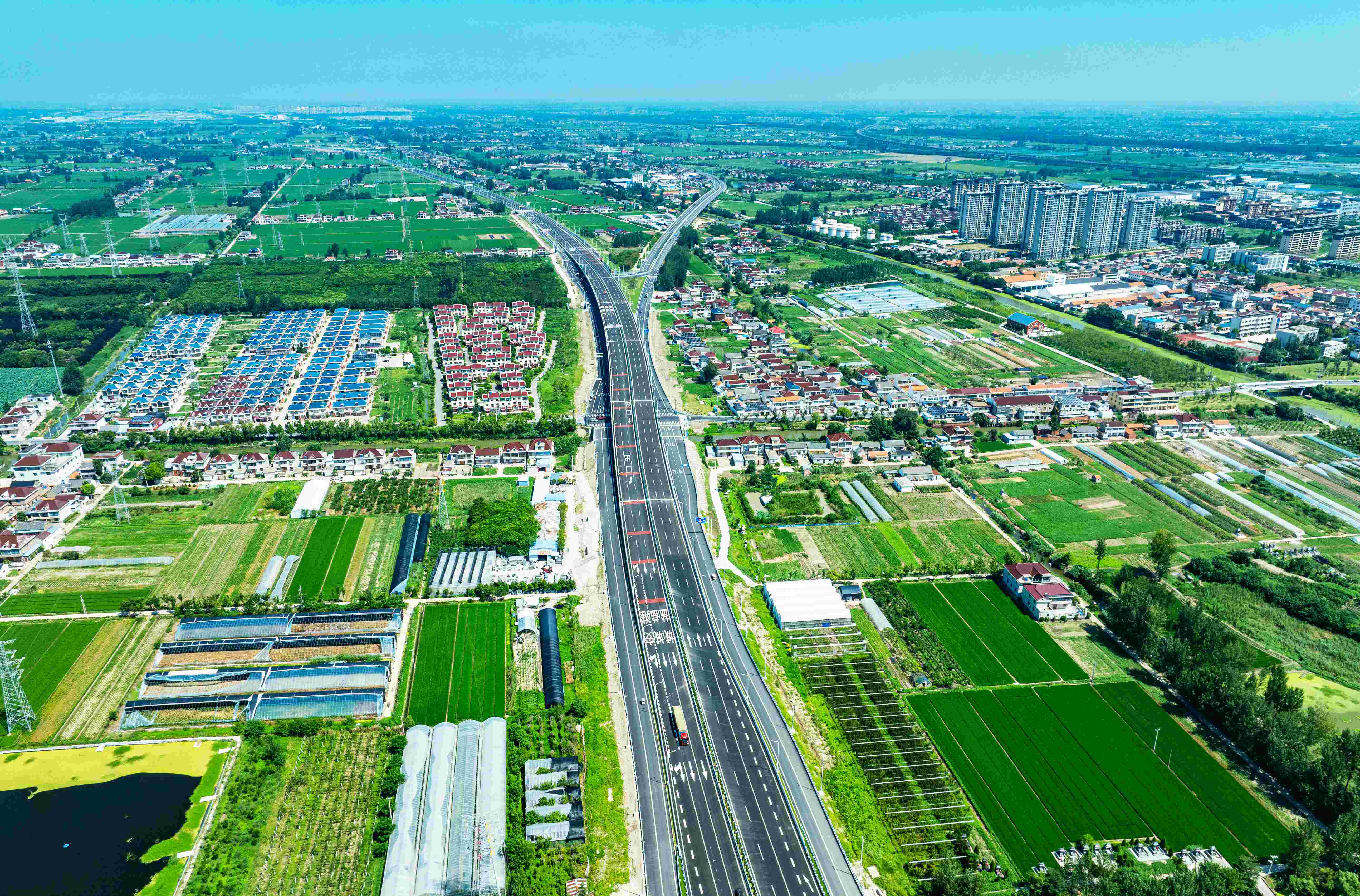 绕新兴镇段.jpg 绕新兴镇段.jpg