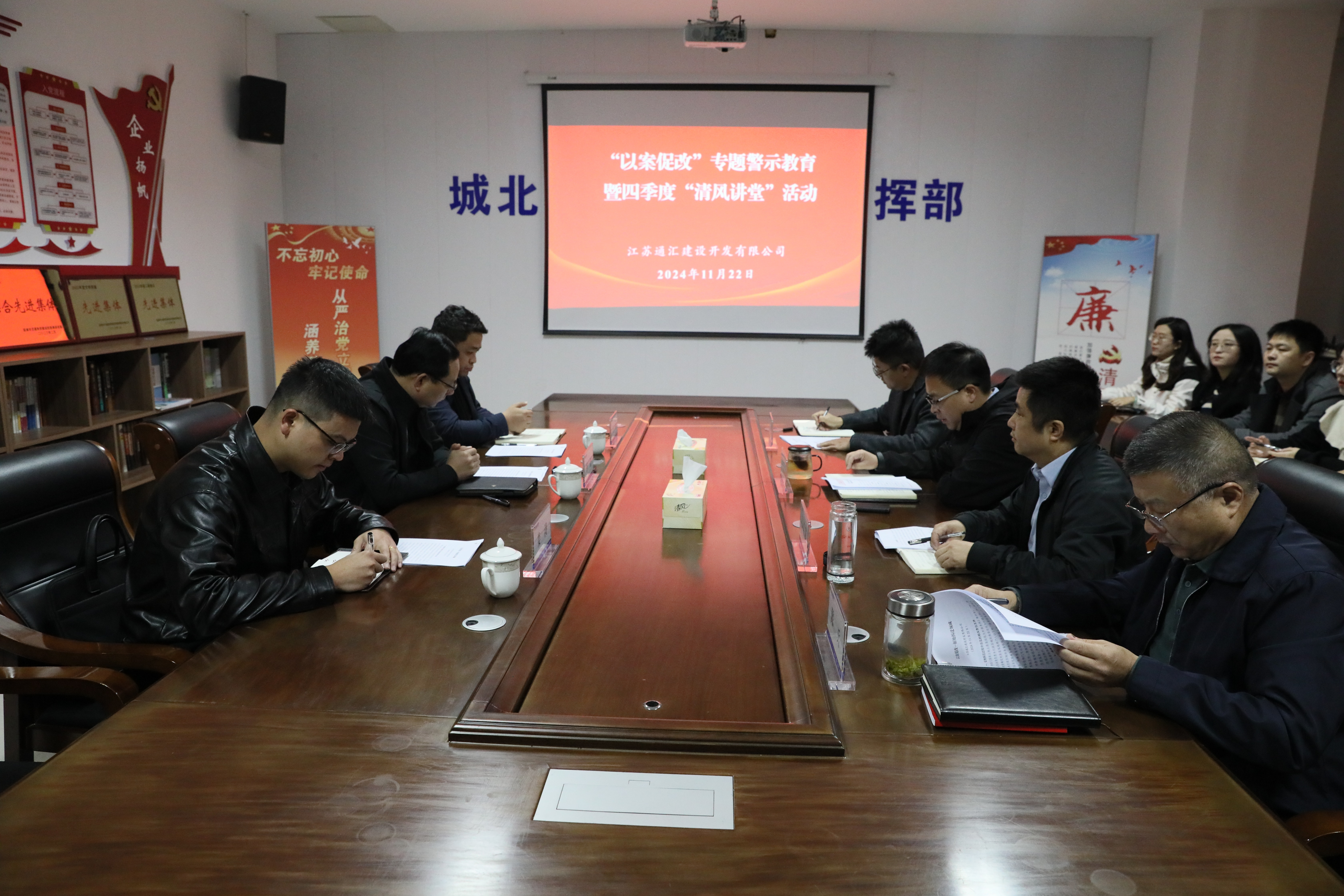 28443c9c2c10807736b3d83563af68b.jpg 28443c9c2c10807736b3d83563af68b.jpg