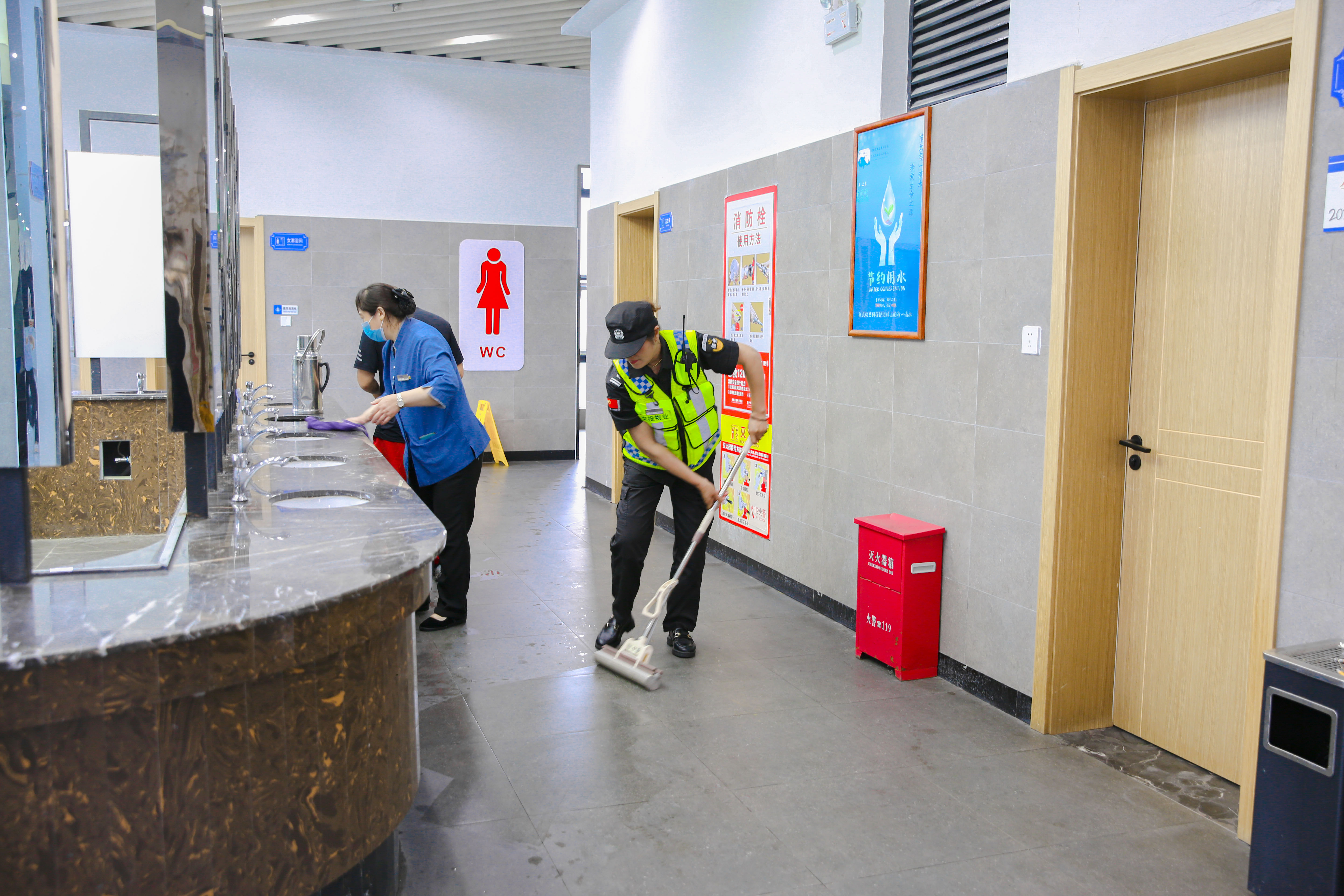 滨海服务区2.jpg 滨海服务区2.jpg